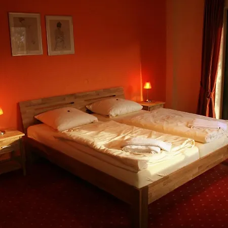Schweicher Hof 3*