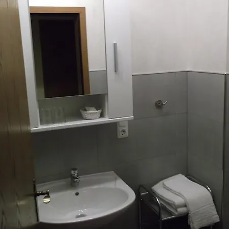Hotel Schweicher Hof 3*